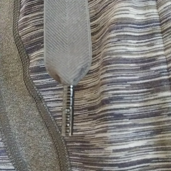 Lululemon Define track run Zip up hooded jacket sz 2 - Picture 5 of 16